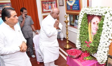 कवयित्री उर्मिला विश्वनाथ कराड यांची किर्ती सदैव अमर राहिल बिहारचे साखर उद्योग मंत्री प्रमोद कुमार यांची भावना; रामेश्वर रूई येथे श्रध्दांजली कार्यक्रम