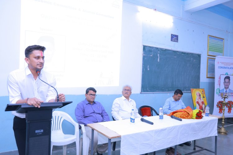 कठोर परिश्रम, जिद्द आणि चिकाटीच्या जोरावर युपीएससीत यश मिळवणे शक्य युपीएससी रँकर डॉ. अक्षय मुंडे यांचे मत